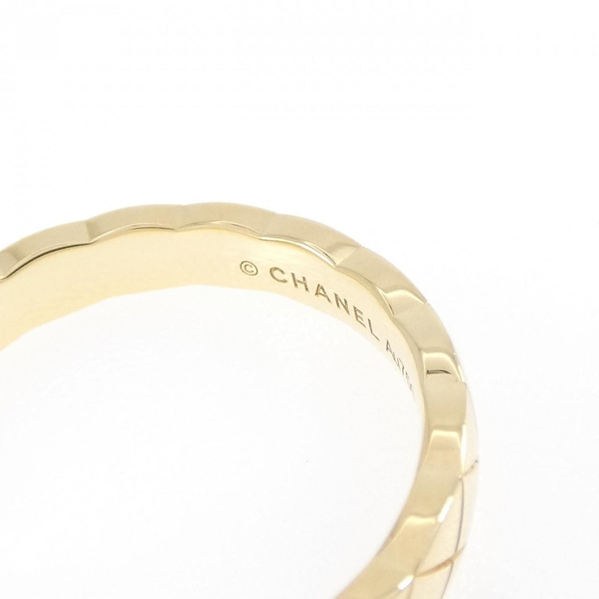 Chanel Coco Crush Mini Ring — view 3
