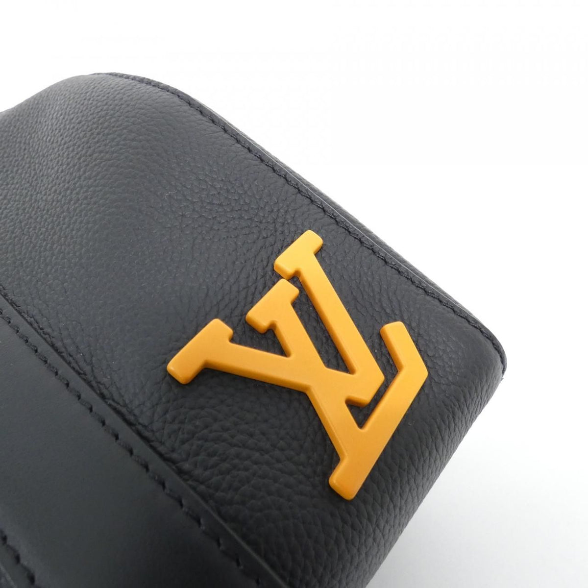 Louis Vuitton Damier Distorted City Keepall Shoulder Bag — view 4