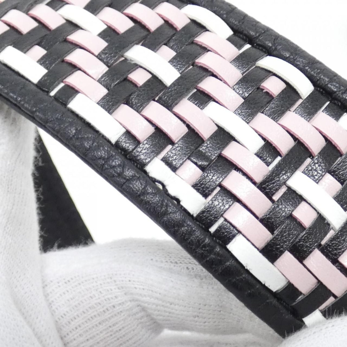 Louis Vuitton Capucines MM Bag — view 6