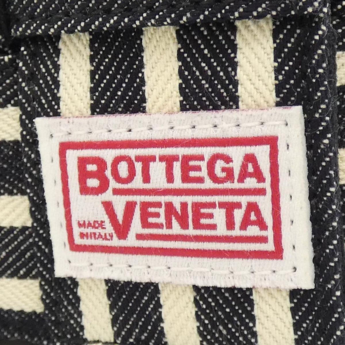 Bottega Veneta Shoulder Bag — view 4