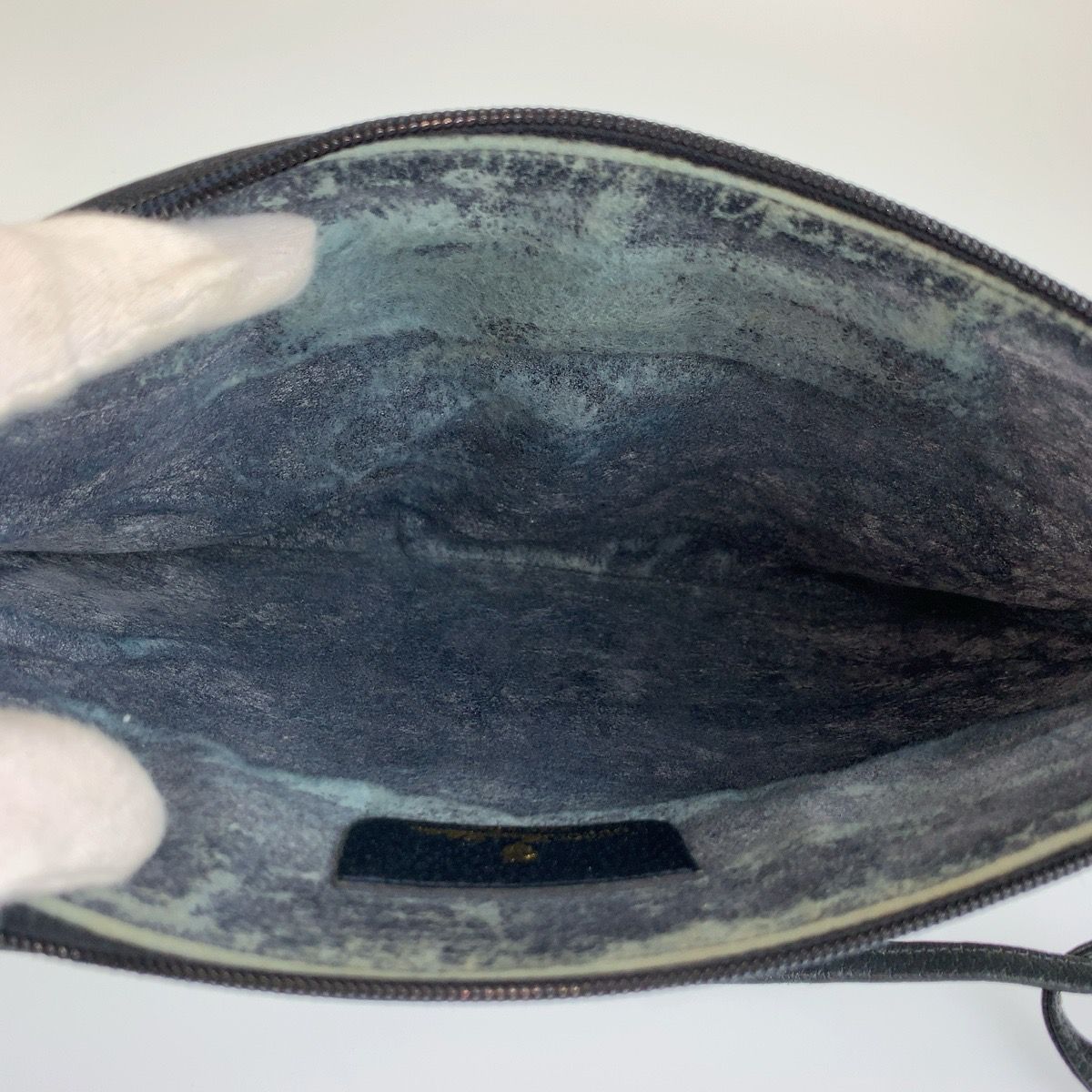 Gucci Vintage Gray Navy GG Supreme Canvas Leather 904 02 026 Shoulder Bag — view 8