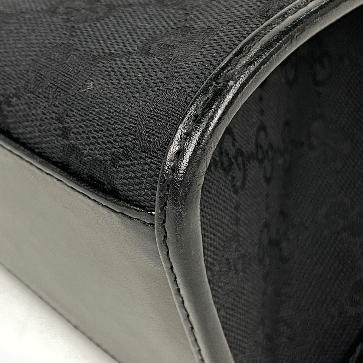 Gucci Shoulder Bag Jackie Line GG Canvas Black — view 3