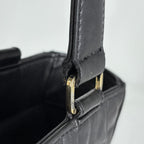 Chanel Tote Bag CC Logo Choco Bar Leather Black — view 6