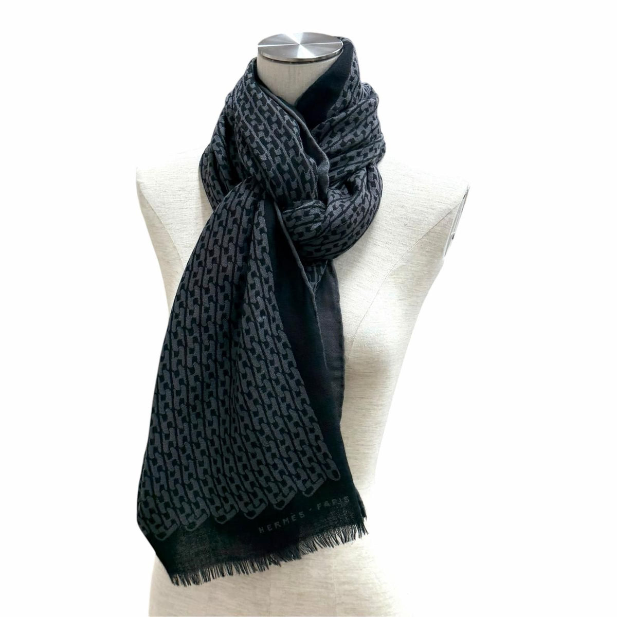 Hermes Cashmere Silk Blend Logo Chain Pattern Fringe Shawl Black Gray Scarf — view 6