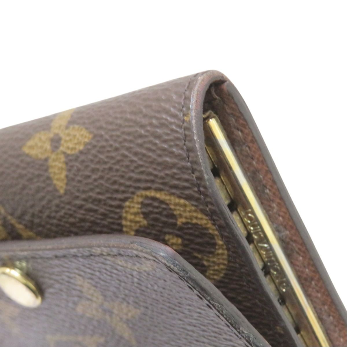 Louis Vuitton Multicles 6 Monogram Key Case Canvas Key Holder — view 8
