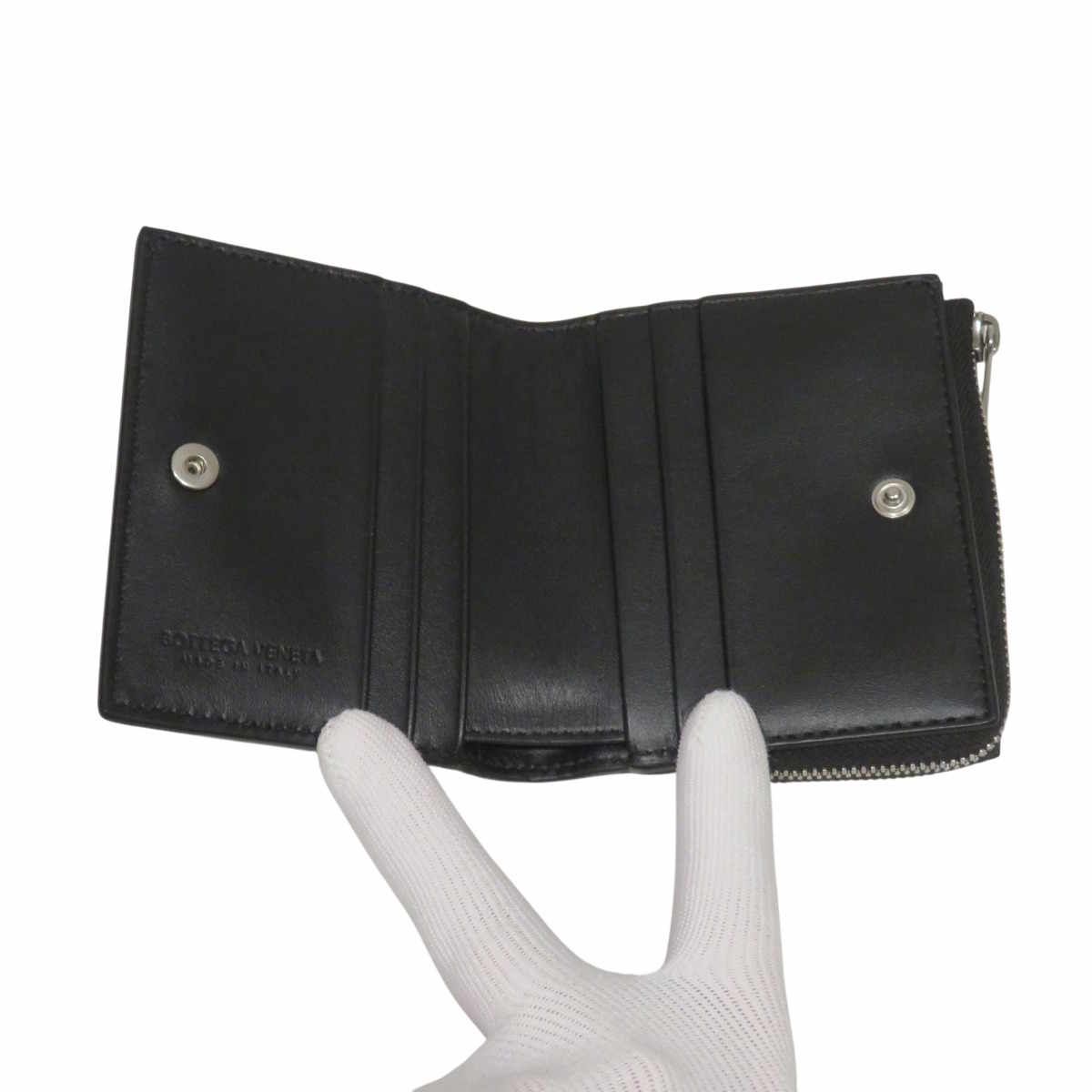 Bottega Veneta Intrecciato Bifold Zipper Wallet Leather — view 3