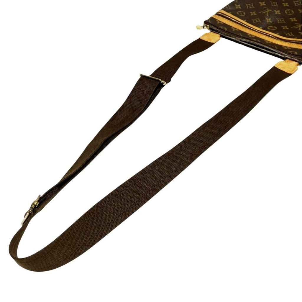 Louis Vuitton Pochette Bosphore Monogram Shoulder Bag Canvas — view 5