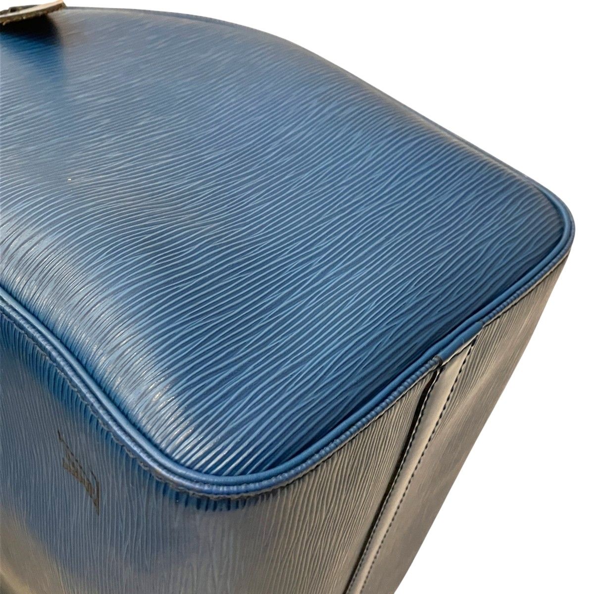 Louis Vuitton Speedy 35 Epi Handbag Leather — view 8