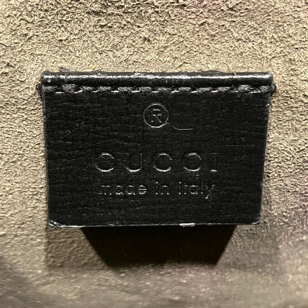 Gucci Interlocking G GG Supreme Shoulder Bag — view 4