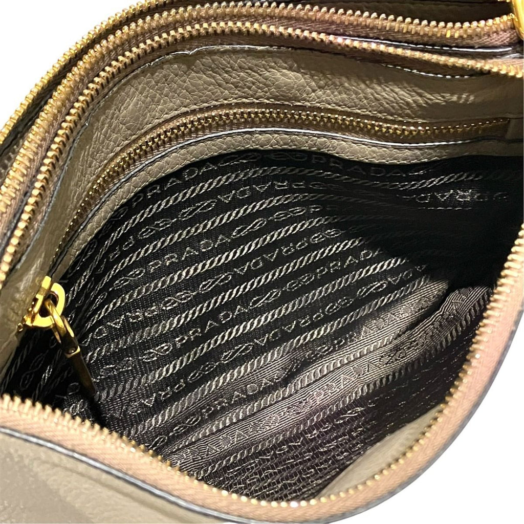 Prada Shoulder Bag Vitello Daino — view 6
