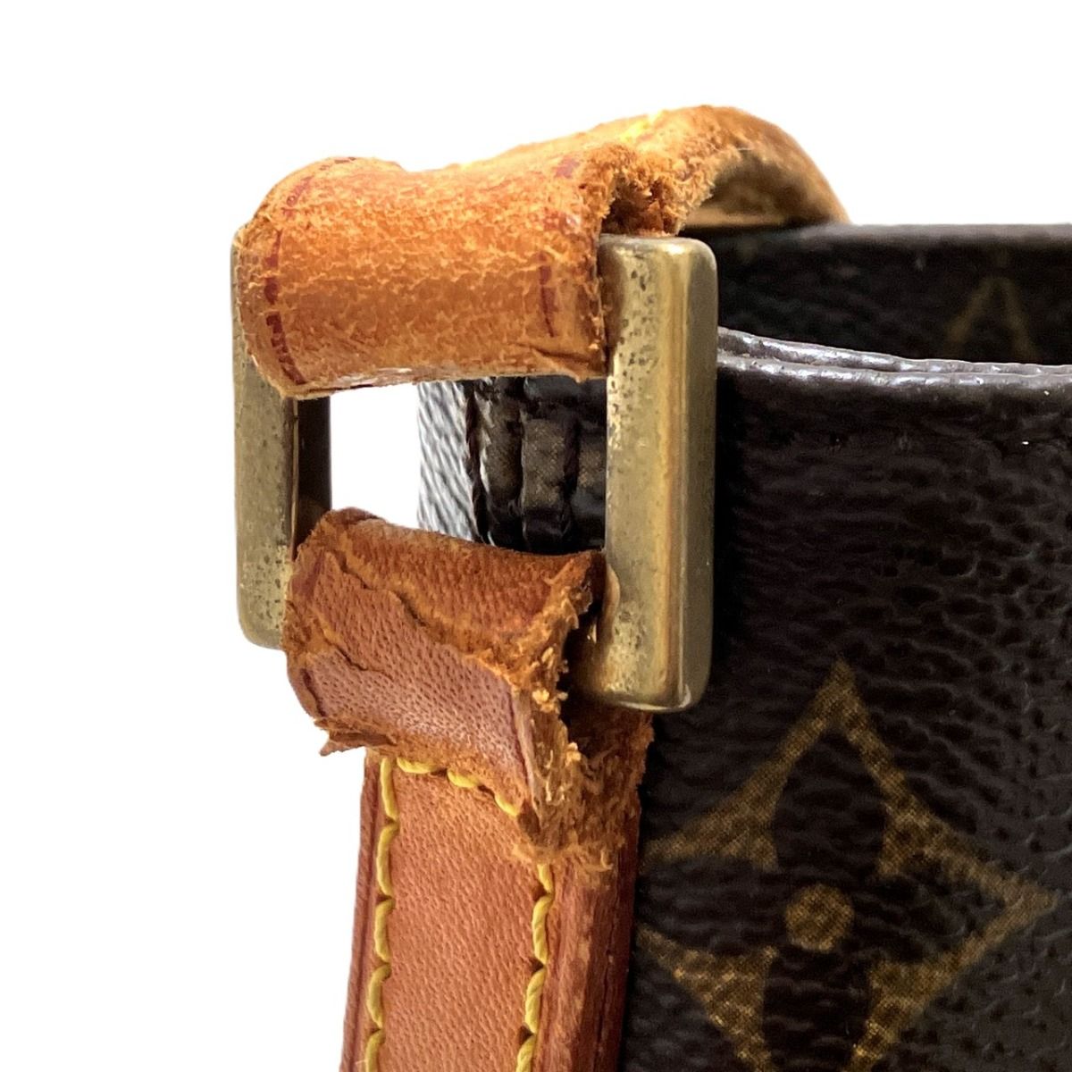 Louis Vuitton Trotteur Monogram Shoulder Bag Canvas — view 7