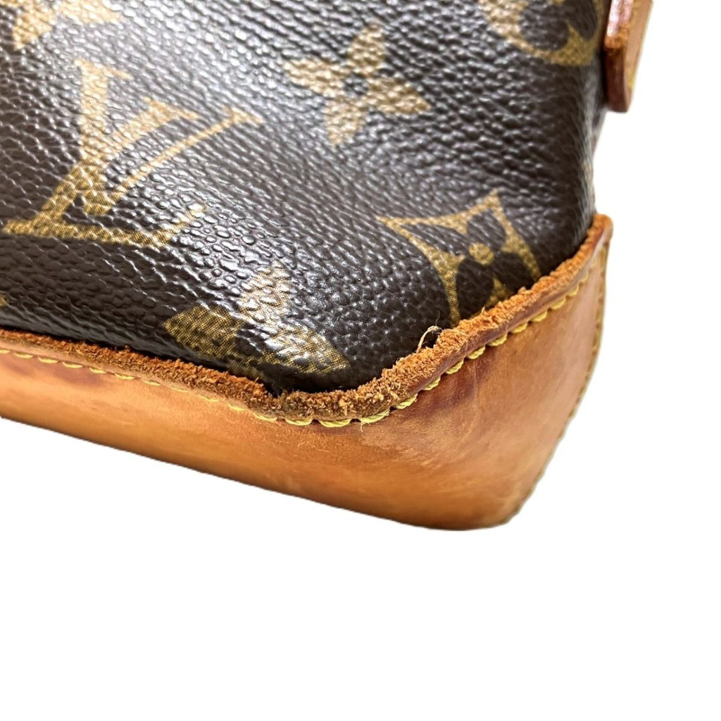 Louis Vuitton Trotteur Monogram Shoulder Bag Canvas — view 6