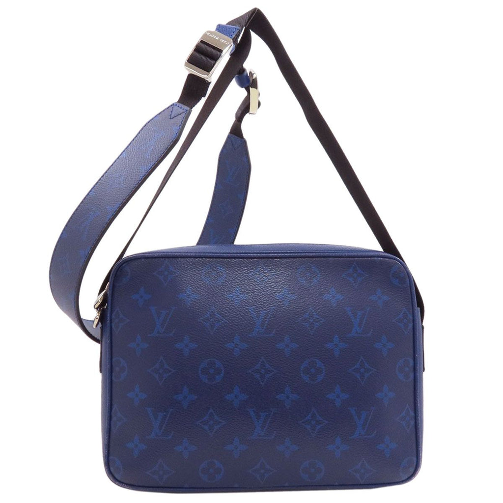 Louis Vuitton Outdoor Messenger PM Shoulder Bag Taigarama — view 2