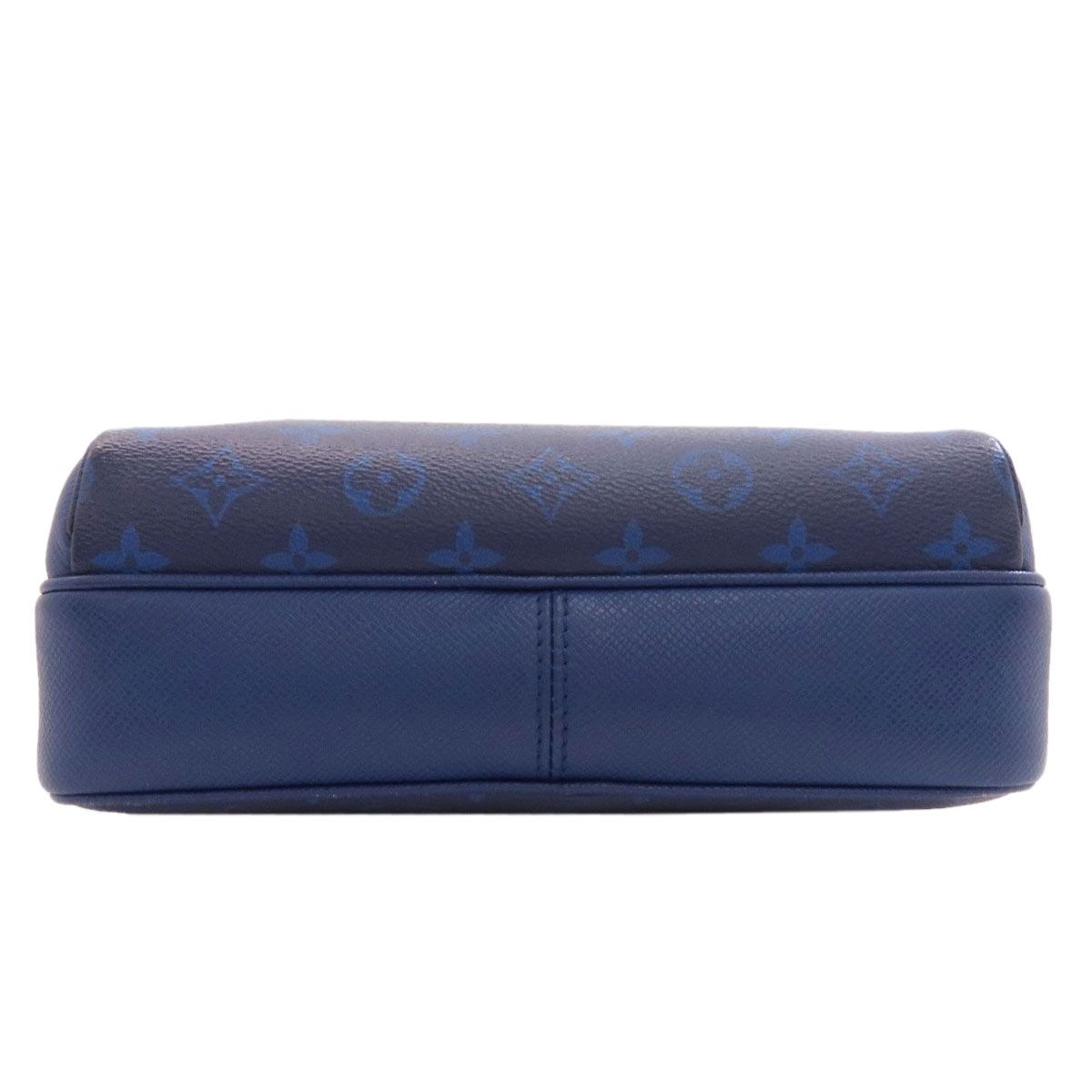 Louis Vuitton Outdoor Messenger PM Shoulder Bag Taigarama — view 4