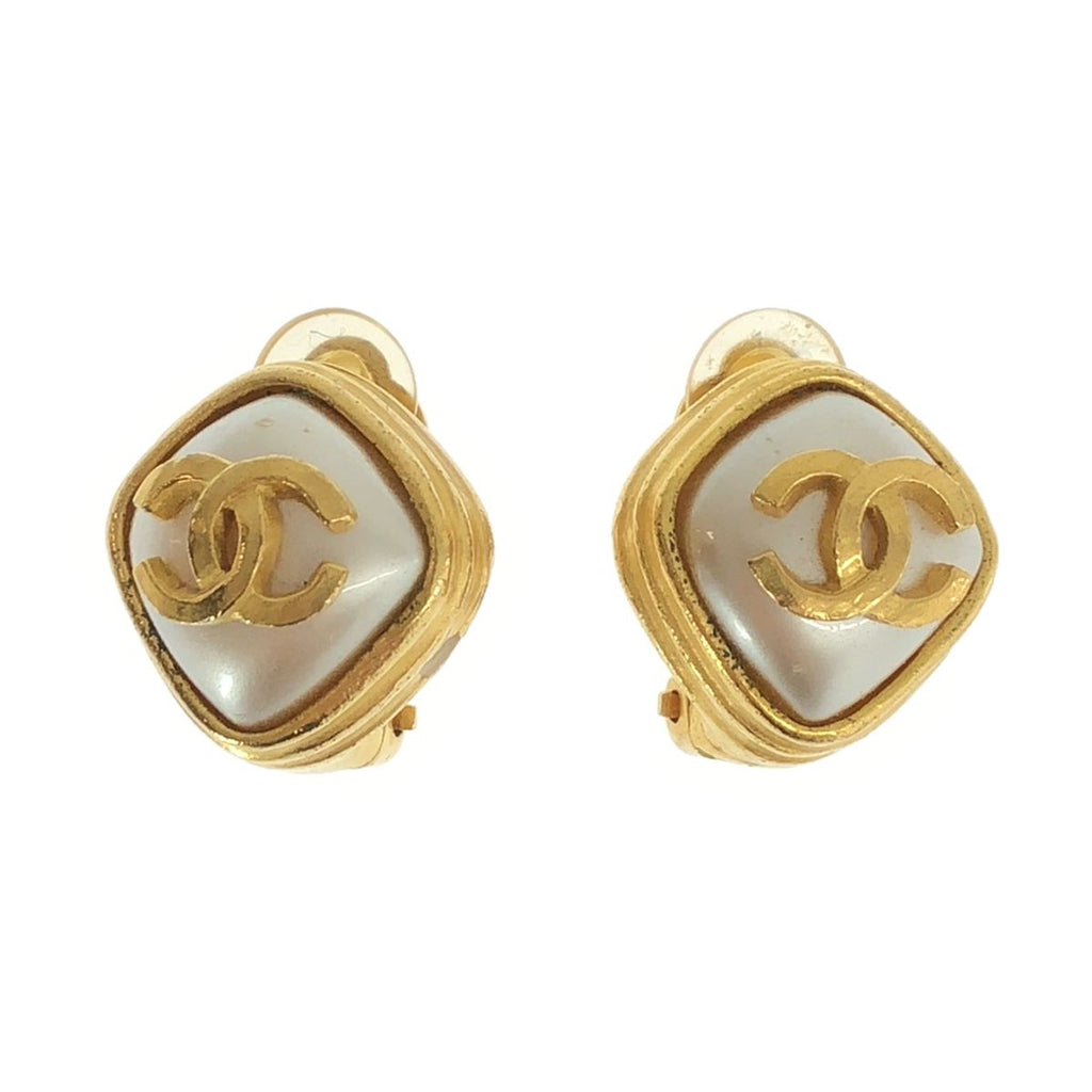 Chanel CC Logo Diamond Earrings Gold