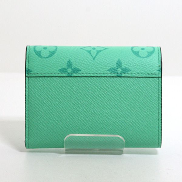 Louis Vuitton Victor Wallet Trifold Taigarama Mint Green — view 3