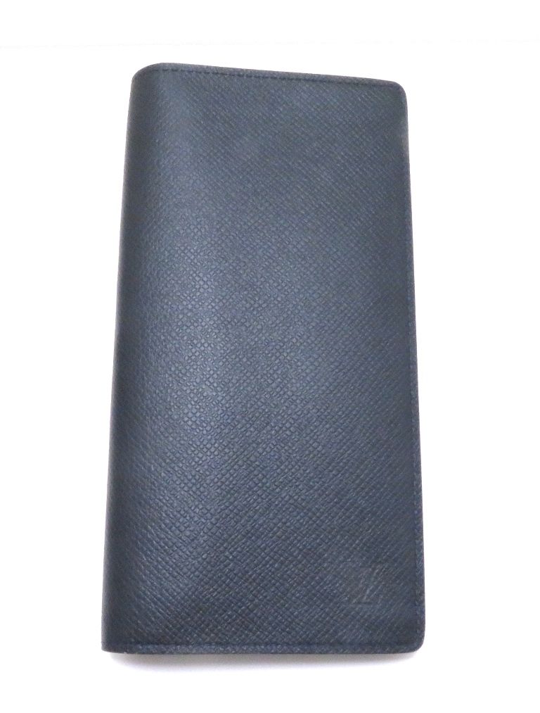 Louis Vuitton Portefeuille Brazza Taiga Boreal Wallet