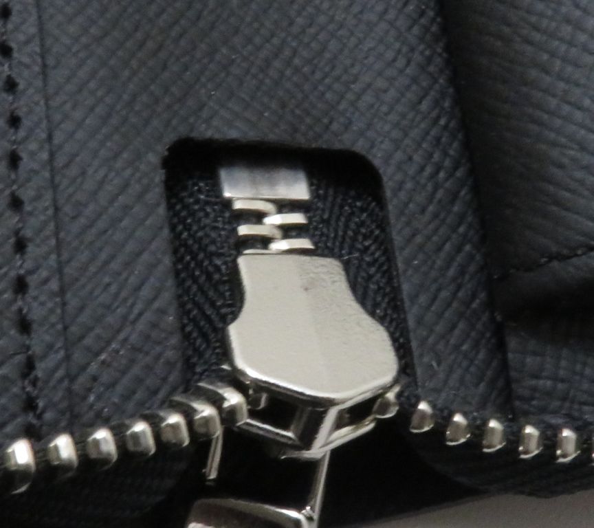 Louis Vuitton Zippy Organizer NM Epi Noir Wallet — view 7