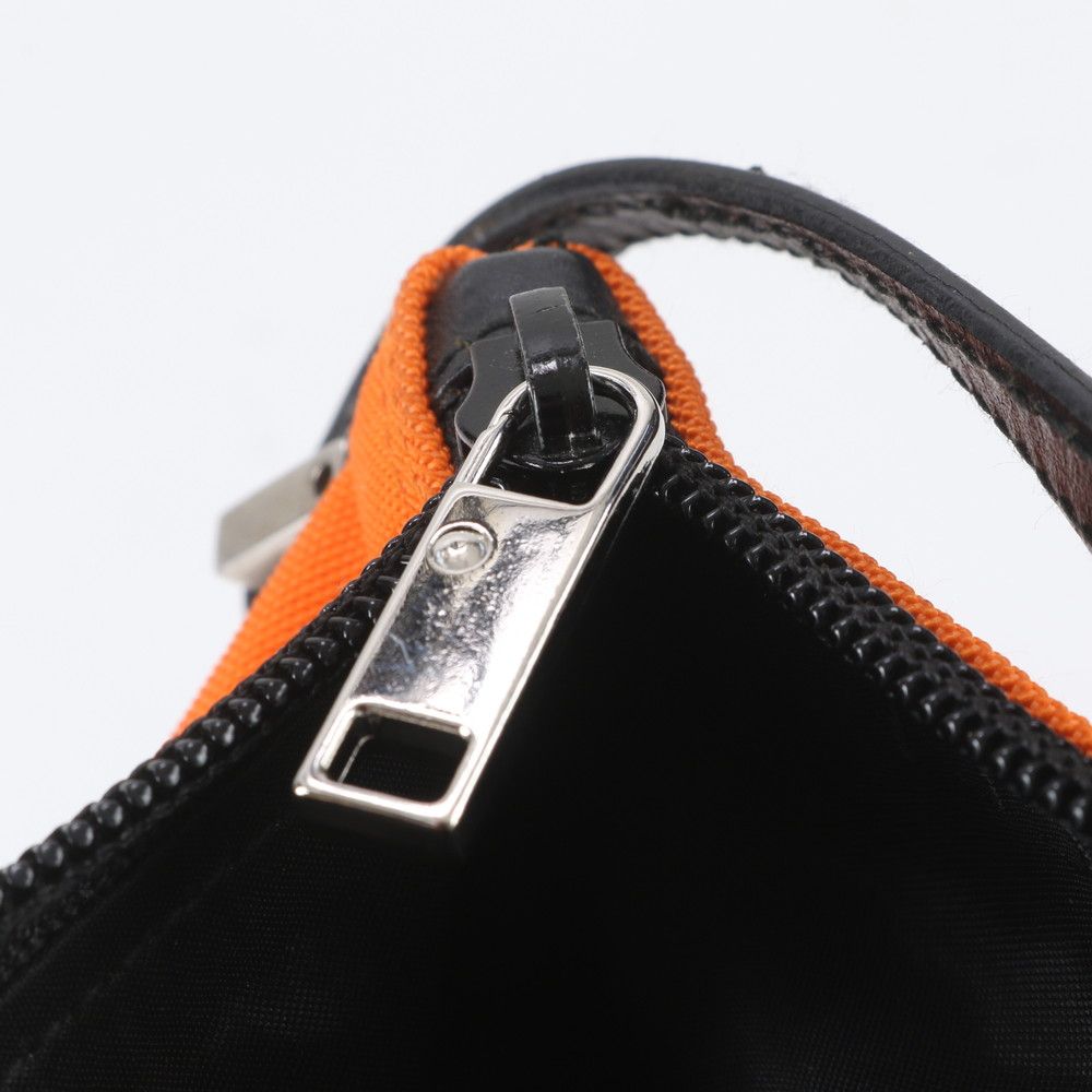 Gucci Pouch Leather Canvas Handbag Brands — view 8