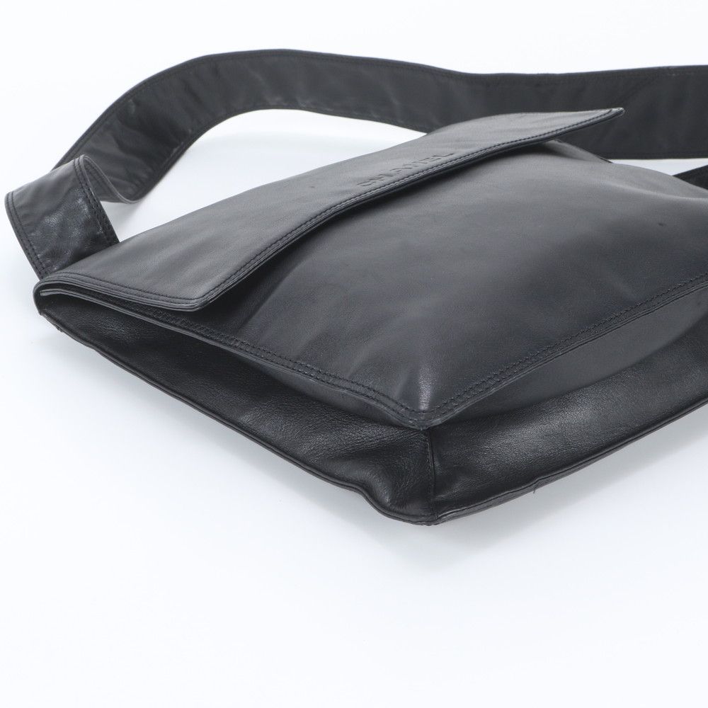 Chanel Nagoya Leather Shoulder Bag — view 5