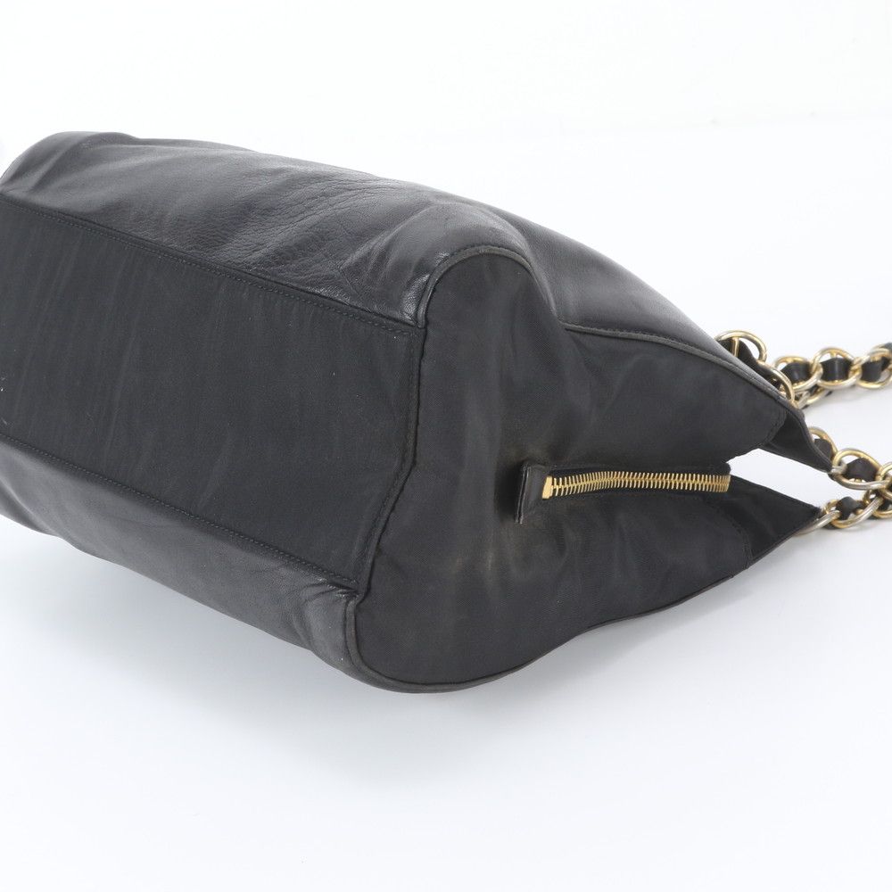 Prada Leather Chain Shoulder Bag Tote Black — view 4