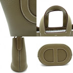 Hermes in the Loop 18 Taurillon Clemence Veau Handbag Etoupe — view 6