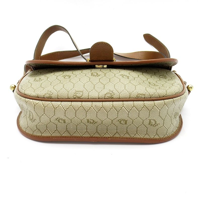 Dior Honeycomb Shoulder Bag Leather Beige — view 6