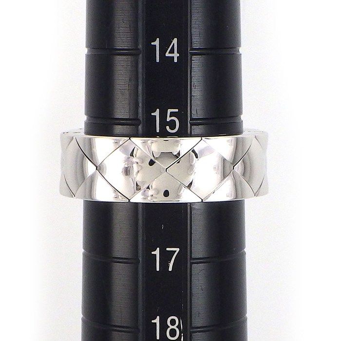 Chanel Ring Quilted 18K White Gold — view 7