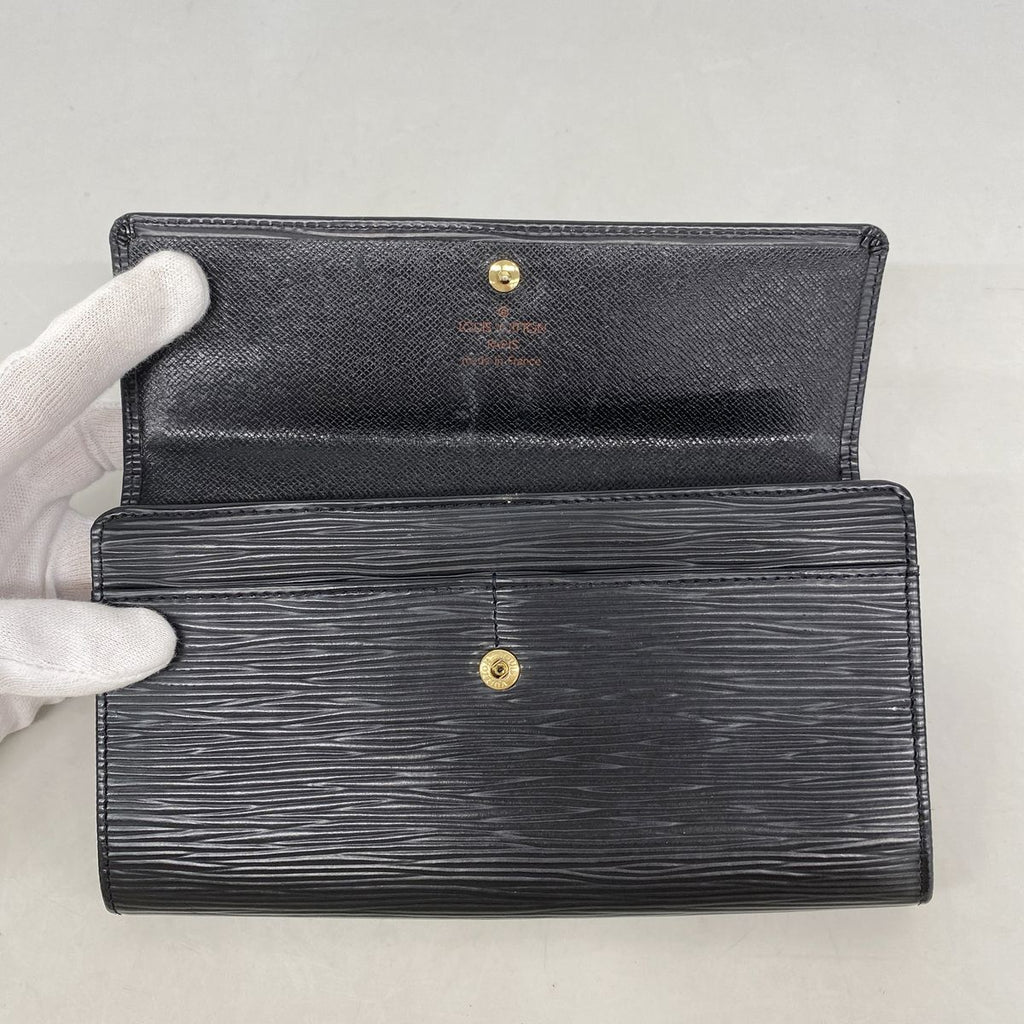 Louis Vuitton Wallet Epi Pochette Porte Monnaie Credit Noir — view 7