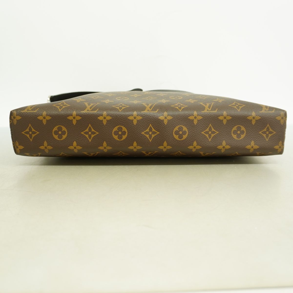 Louis Vuitton Business Bag Monogram Macassar Porte Documents Jour NM Brown — view 3