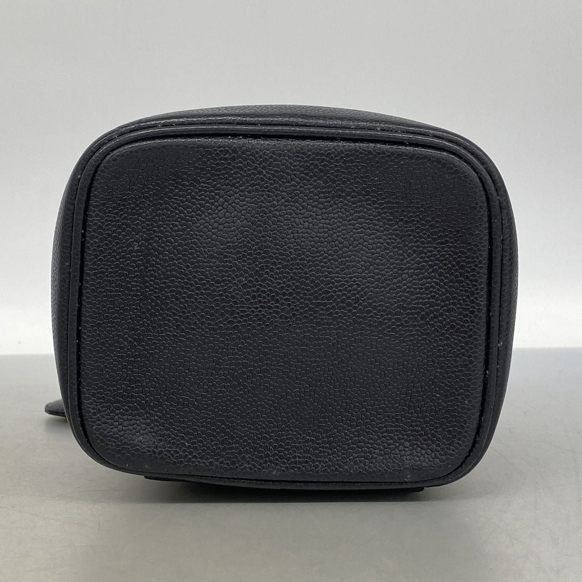 Chanel Vanity Bag Caviar Leather Black Gold — view 3