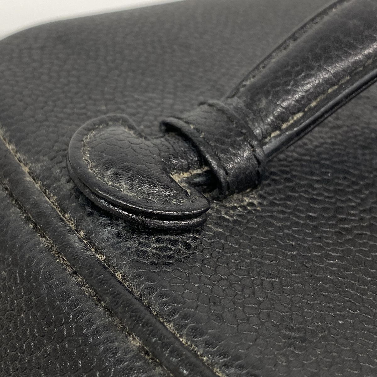 Chanel Vanity Bag Caviar Leather Black Gold — view 7