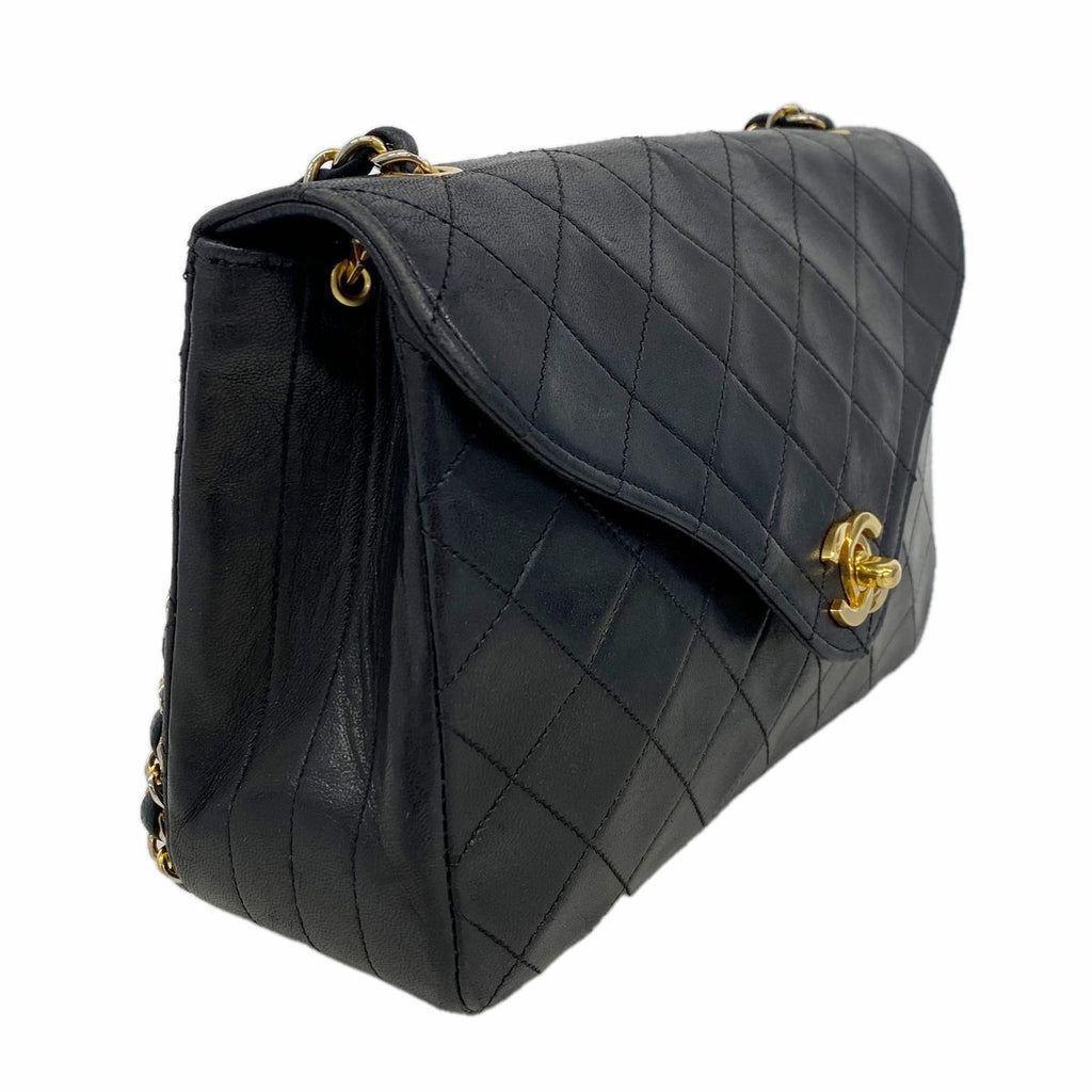 Chanel Shoulder Bag Quilted Lambskin Black Gold — view 2