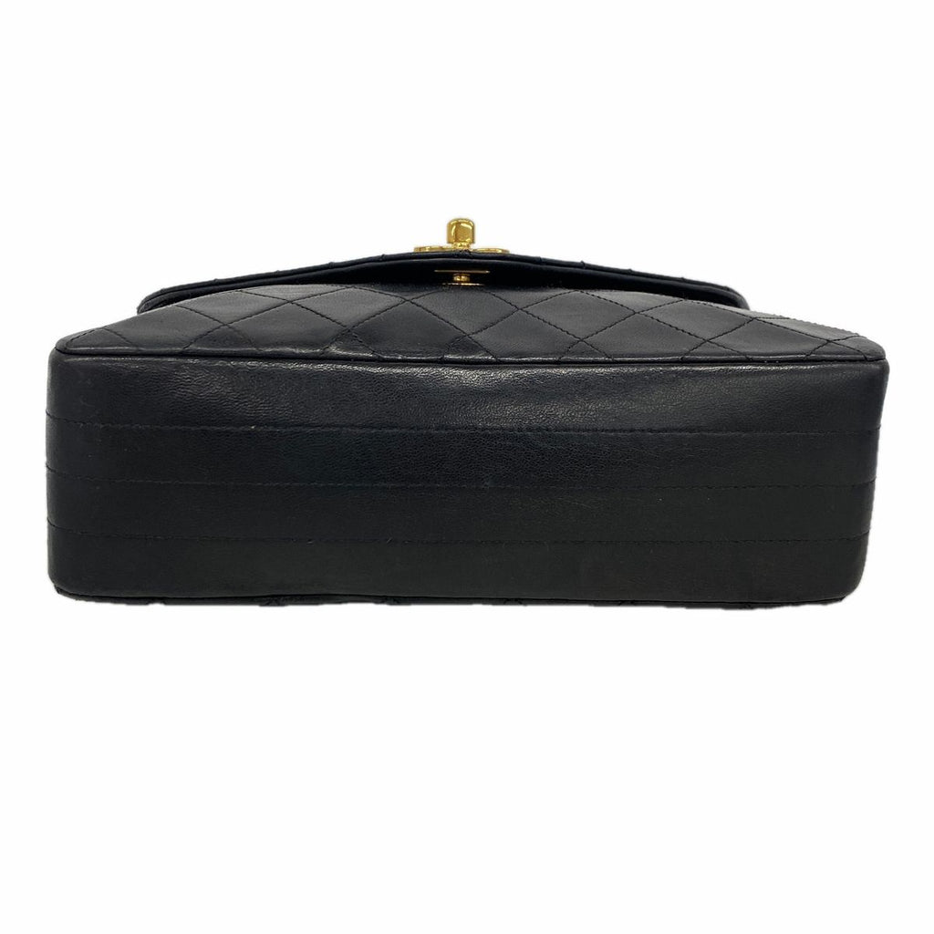 Chanel Shoulder Bag Quilted Lambskin Black Gold — view 3