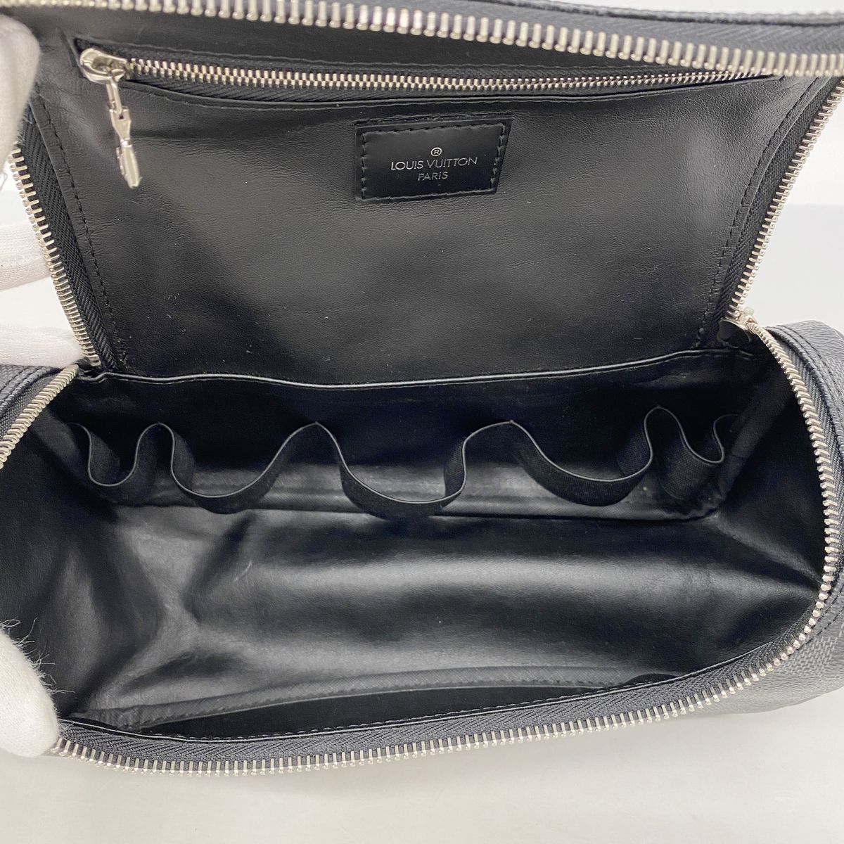 Louis Vuitton Clutch Damier Graphite Toilet Pouch Black Gray — view 4