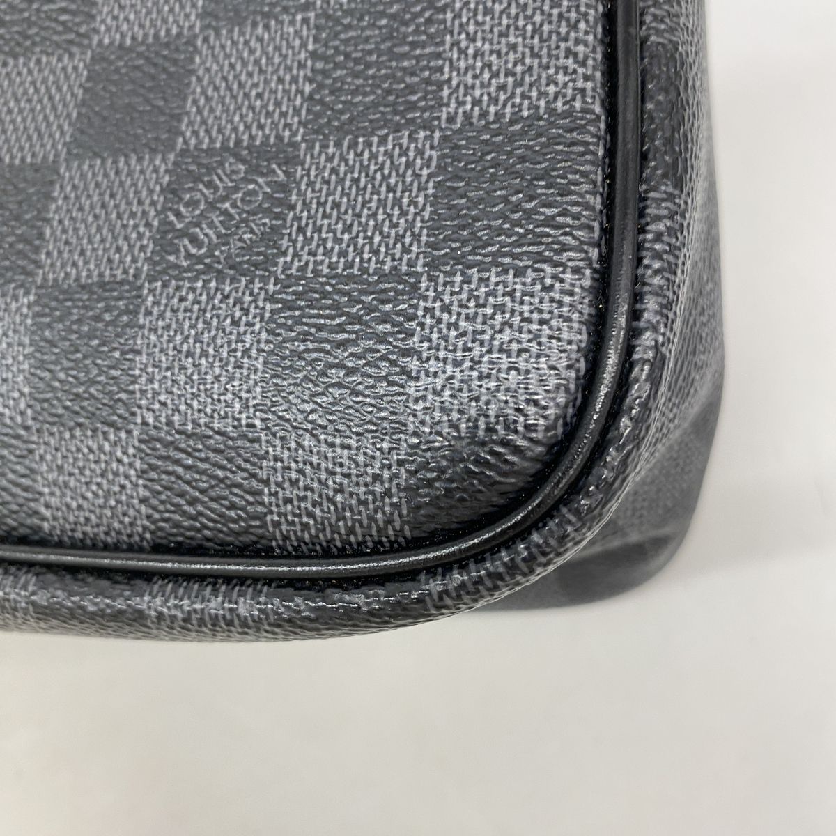 Louis Vuitton Clutch Damier Graphite Toilet Pouch Black Gray — view 7