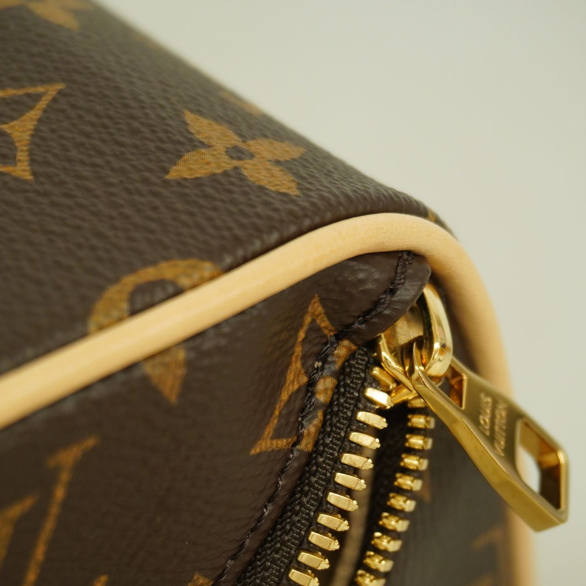 Louis Vuitton Clutch Monogram Toiletry Brown — view 6