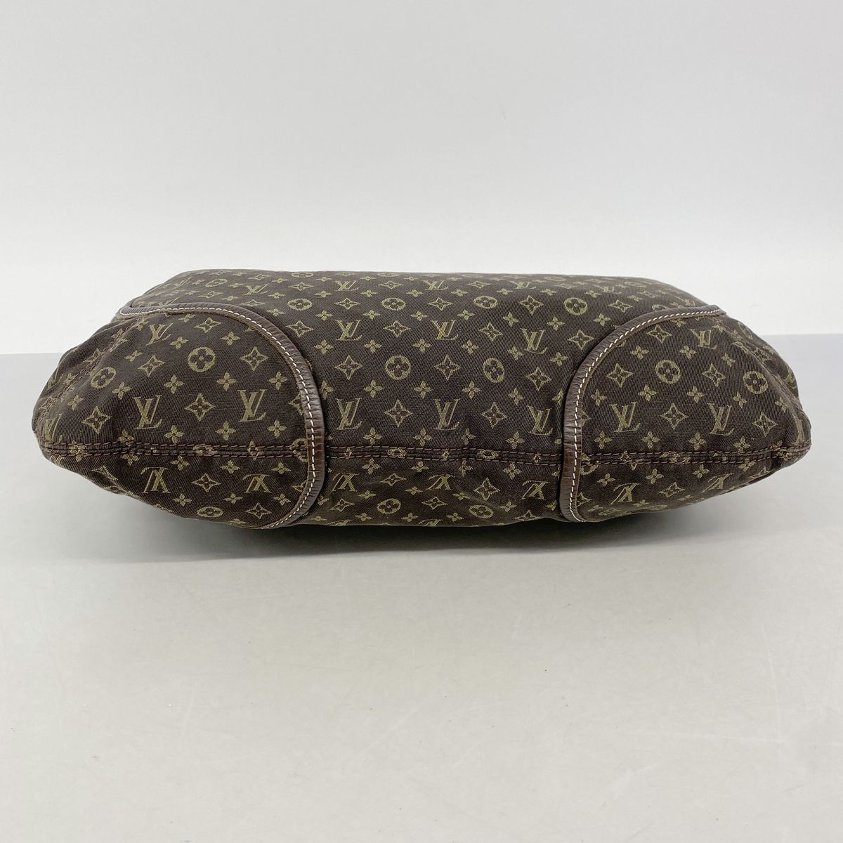Louis Vuitton Shoulder Bag Monogram Mini Lin Manon MM Ebene — view 3