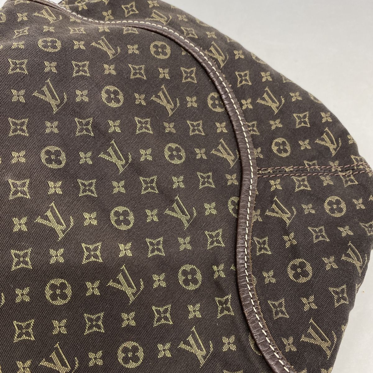 Louis Vuitton Shoulder Bag Monogram Mini Lin Manon MM Ebene — view 8
