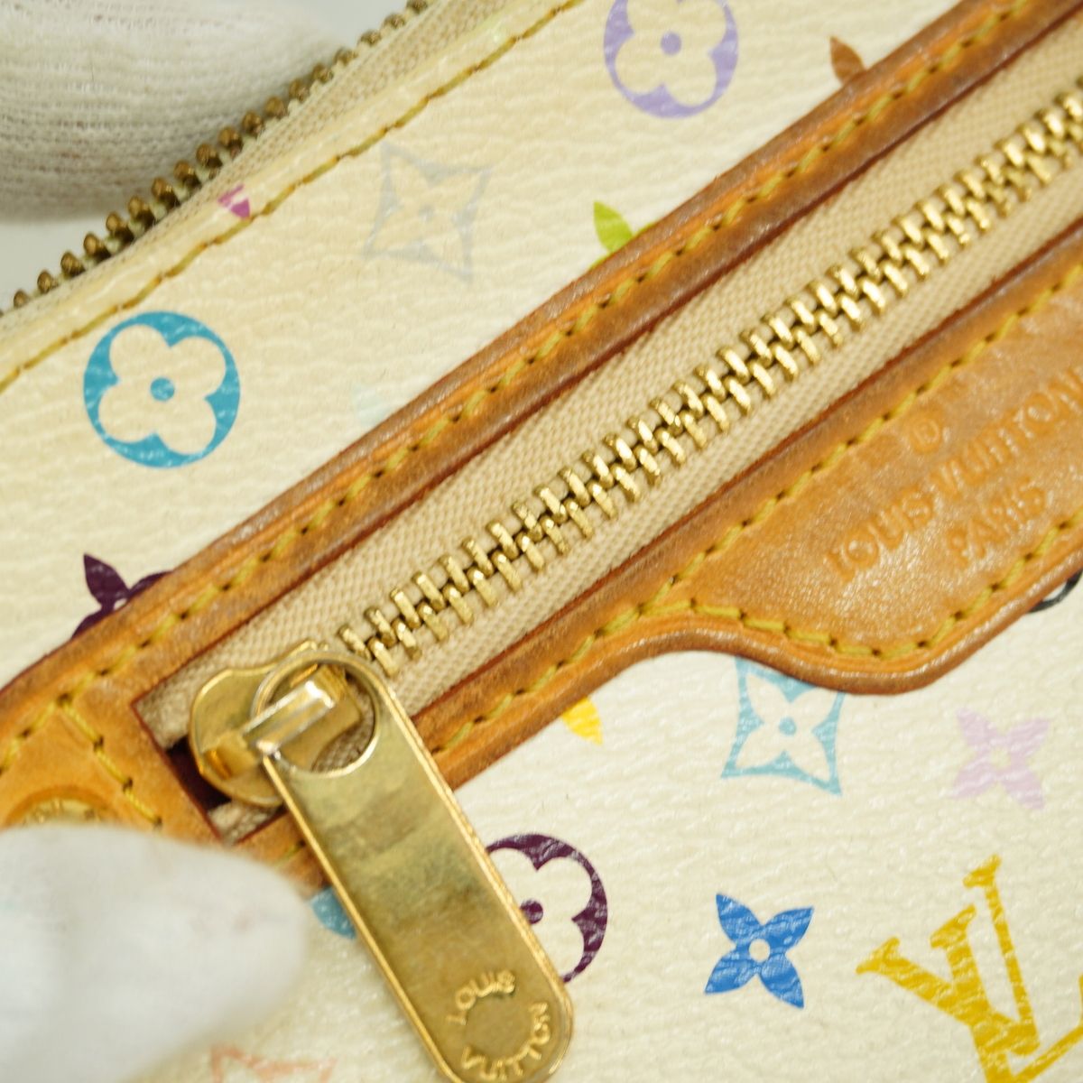 Louis Vuitton Coin Purse Monogram Multicolor Pochette MM Blanc — view 7