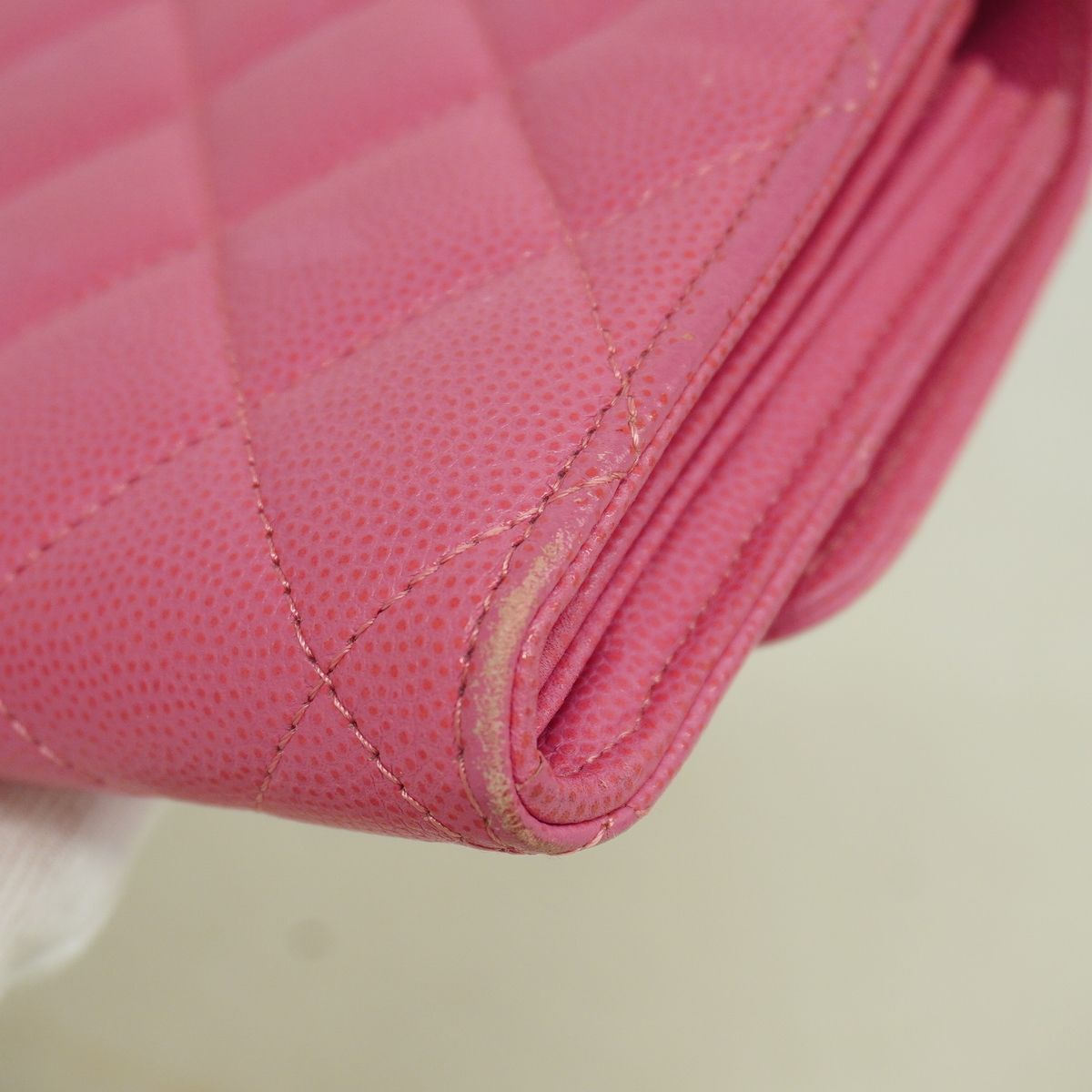 Chanel Wallet Quilted Caviar Leather Pink Gold — view 7