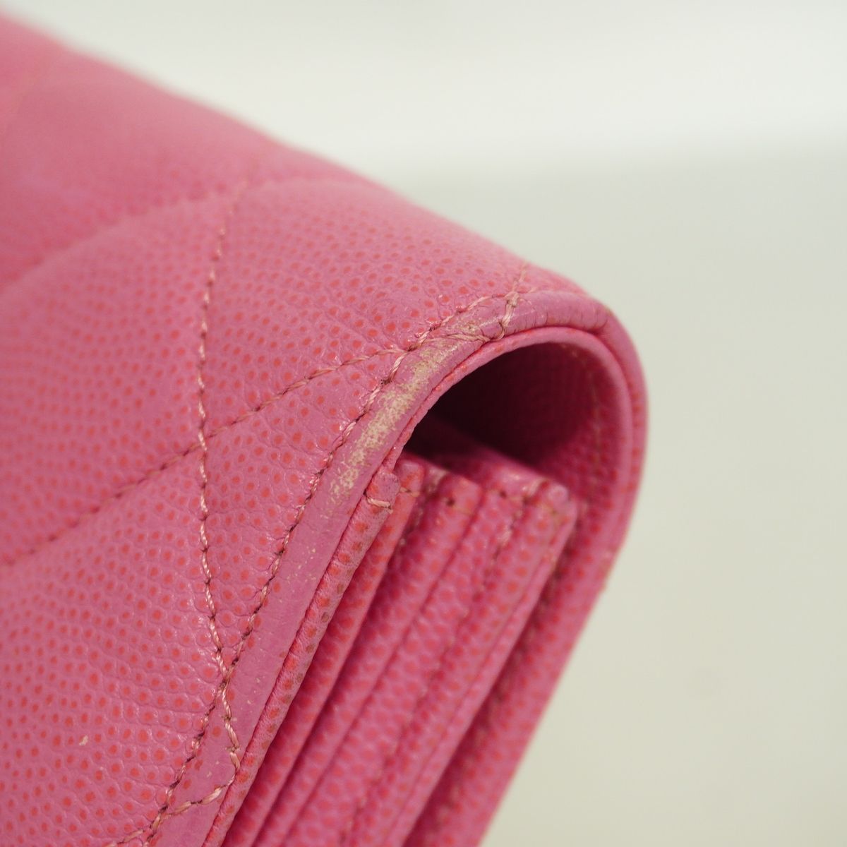 Chanel Wallet Quilted Caviar Leather Pink Gold — view 6