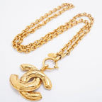 Chanel Necklace Vintage CC Logo Quilted Gold Plated — view 3