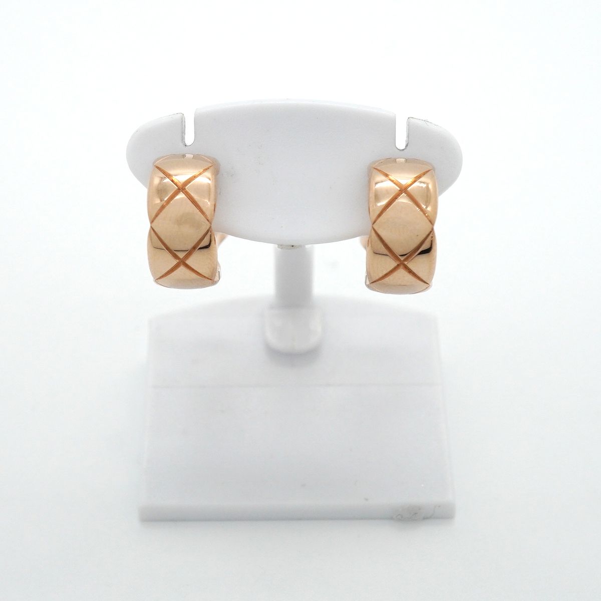 Chanel Earrings Coco Crush Beige Gold 18K Pink — view 2