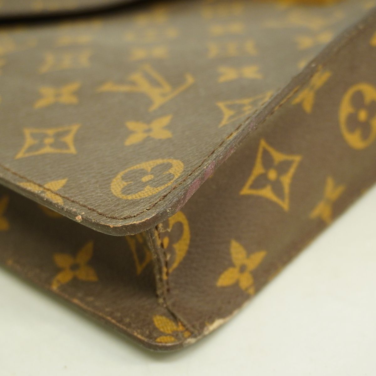 Louis Vuitton Clutch Monogram Porte de Gumain Senatur Brown — view 7