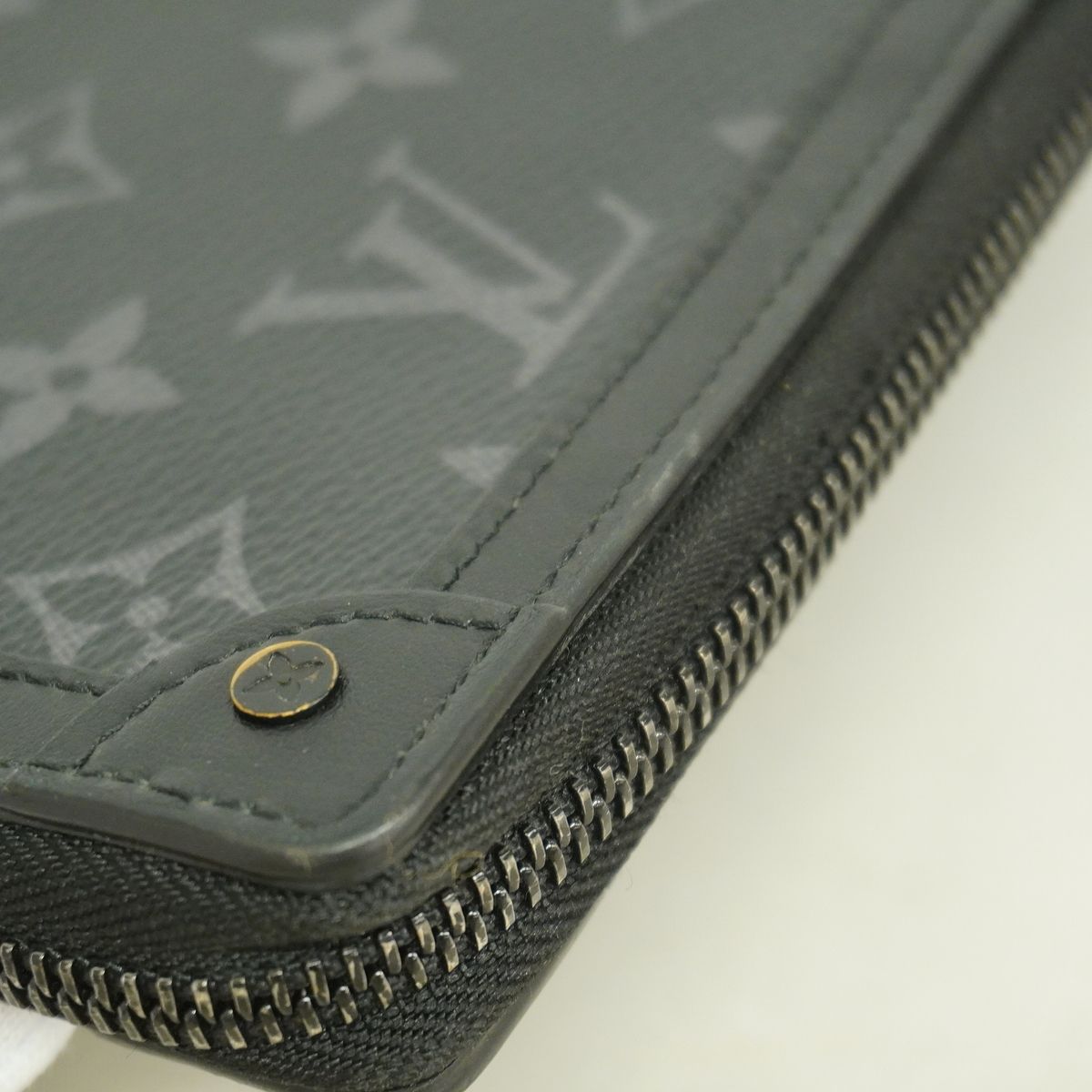 Louis Vuitton Wallet Monogram Eclipse Trunk Zippy Black — view 6