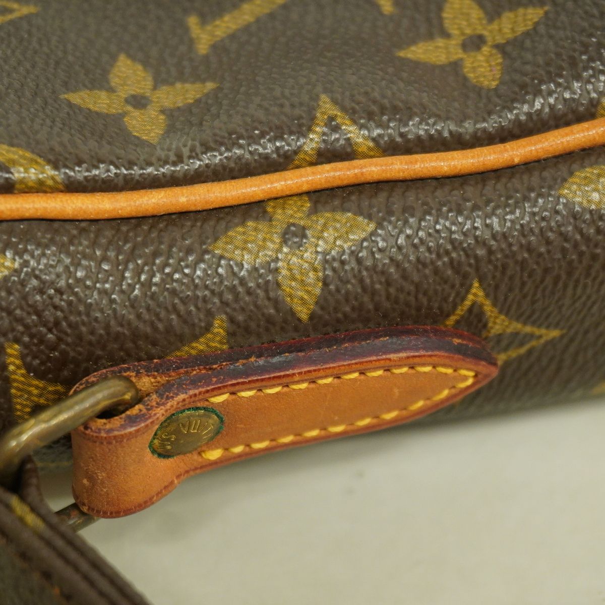 Louis Vuitton Shoulder Bag Monogram Danube Brown — view 8