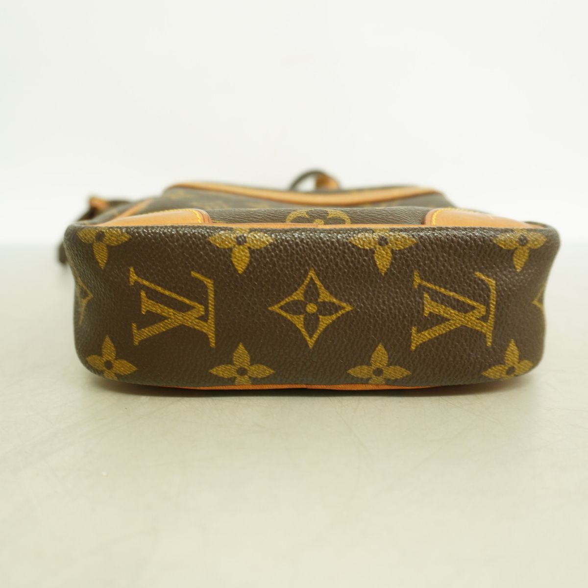 Louis Vuitton Shoulder Bag Monogram Danube Brown — view 3