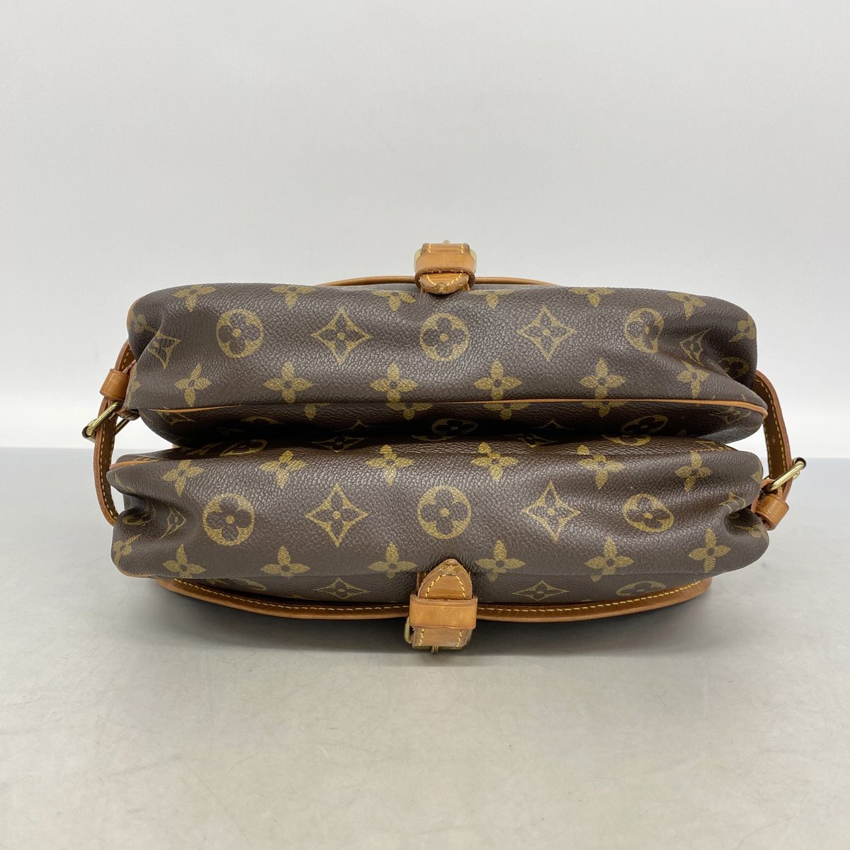 Louis Vuitton Shoulder Bag Monogram Saumur 30 Brown — view 3