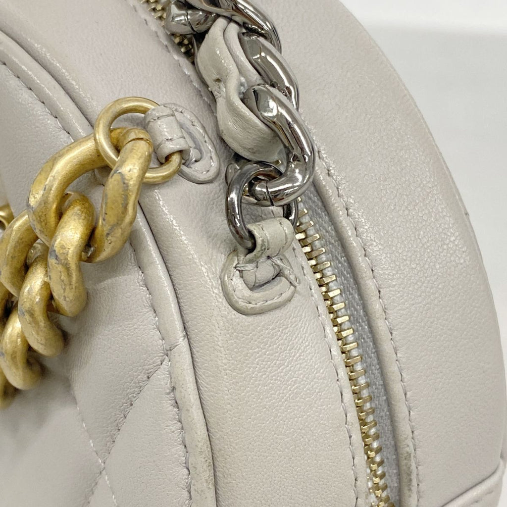 Chanel Shoulder Bag Chanel 19 Lambskin Gray Gold Silver — view 7